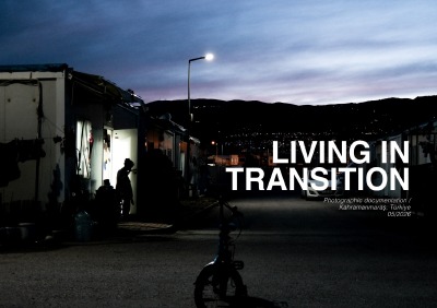 'Cover von Living in Transition'-Cover